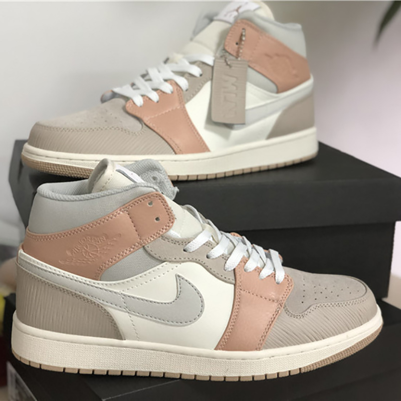 Jordan  Air Jordan 1 Mid Milan - FashionPlug
