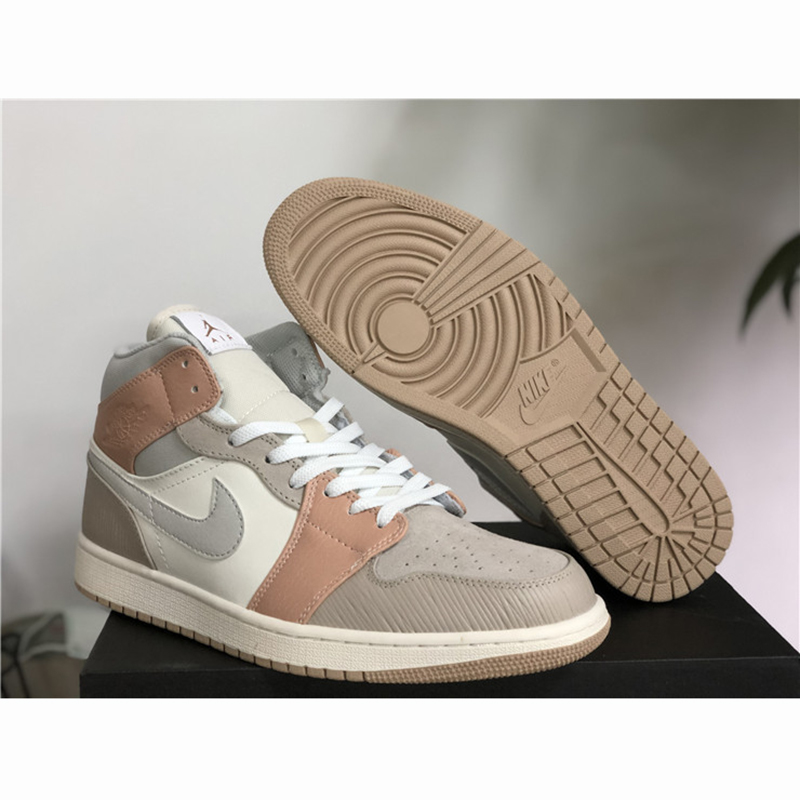 Jordan  Air Jordan 1 Mid Milan - FashionPlug