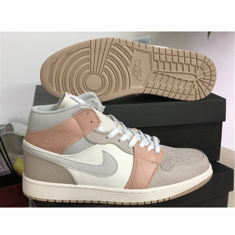 Jordan  Air Jordan 1 Mid Milan - FashionPlug