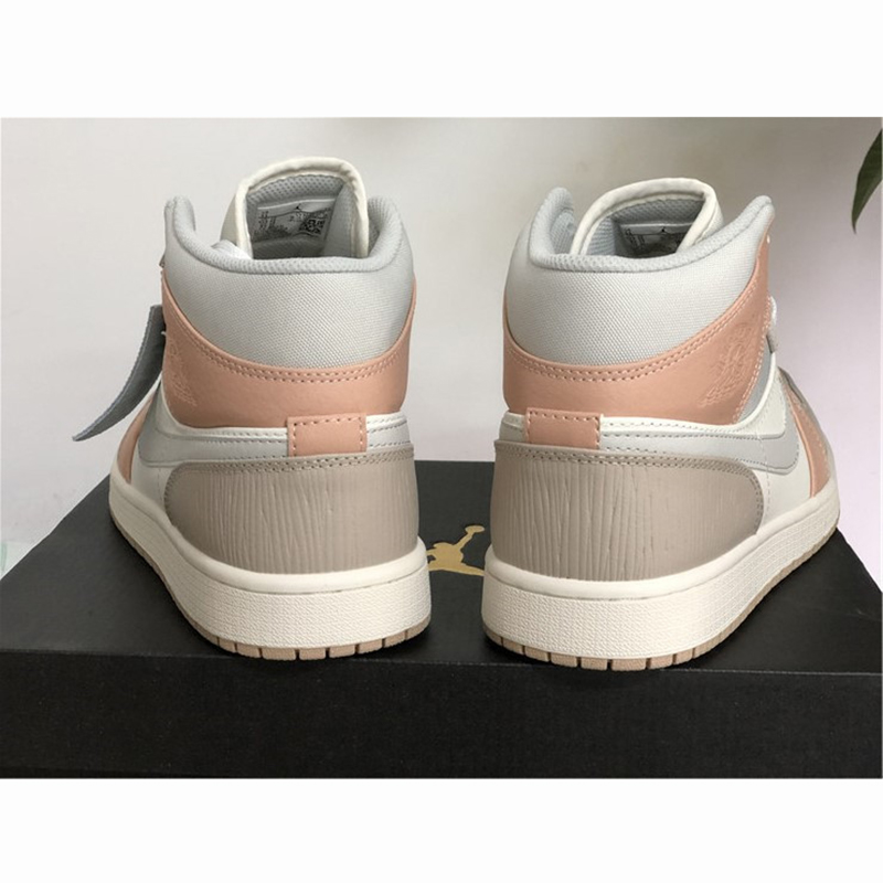 Jordan  Air Jordan 1 Mid Milan - FashionPlug