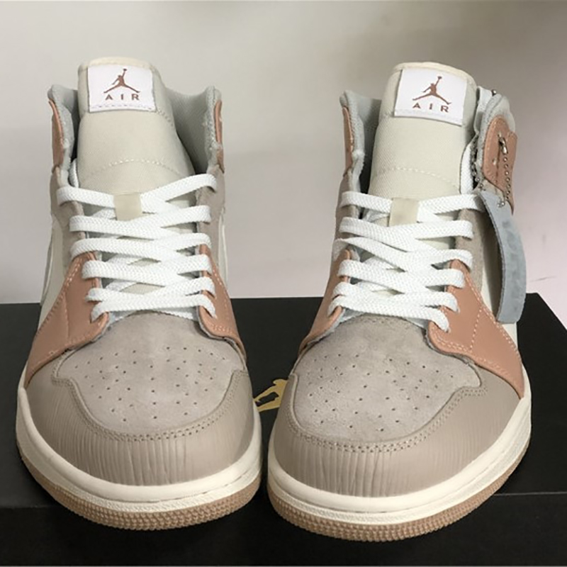 Jordan  Air Jordan 1 Mid Milan - FashionPlug