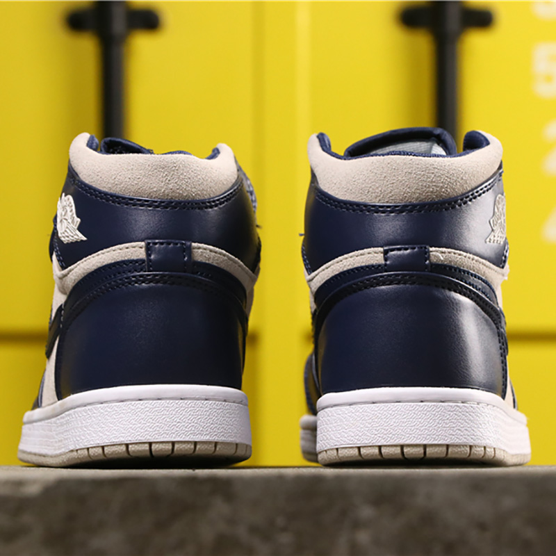 Jordan AJ1 Mid Top WMNS Navy Blue - FashionPlug