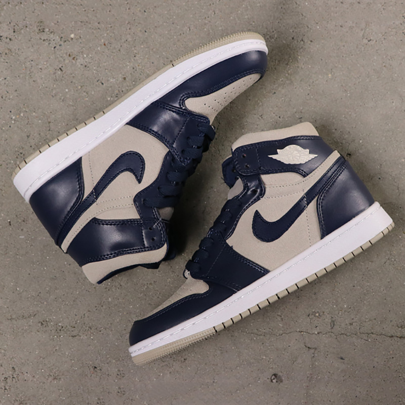 Jordan AJ1 Mid Top WMNS Navy Blue - FashionPlug