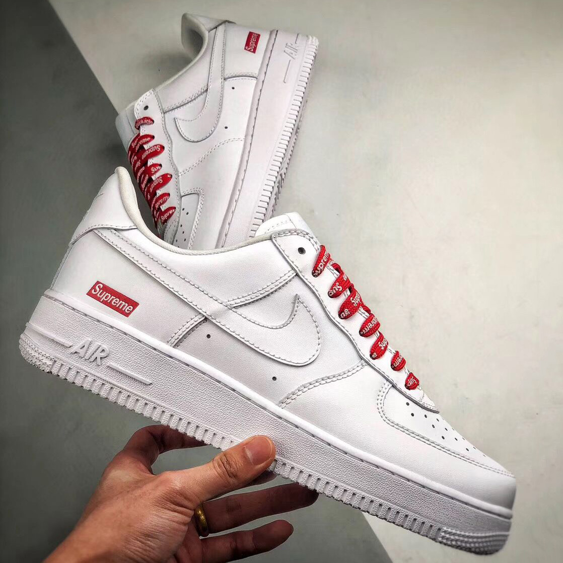 Supreme X Nike Air Force 1 - FashionPlug