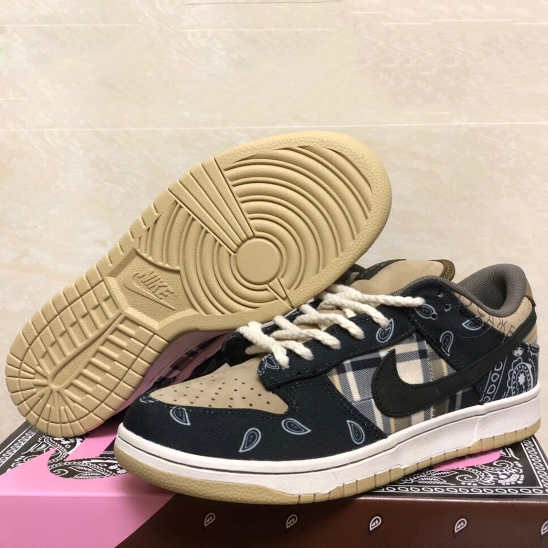 Travis Scott X Nike SB Dunk Low  - FashionPlug