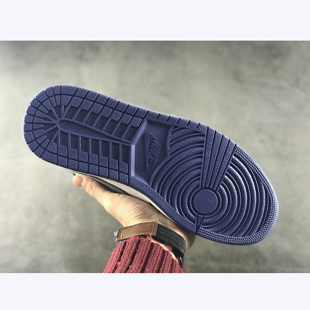 Jordan AJ1 Sneakers - FashionPlug