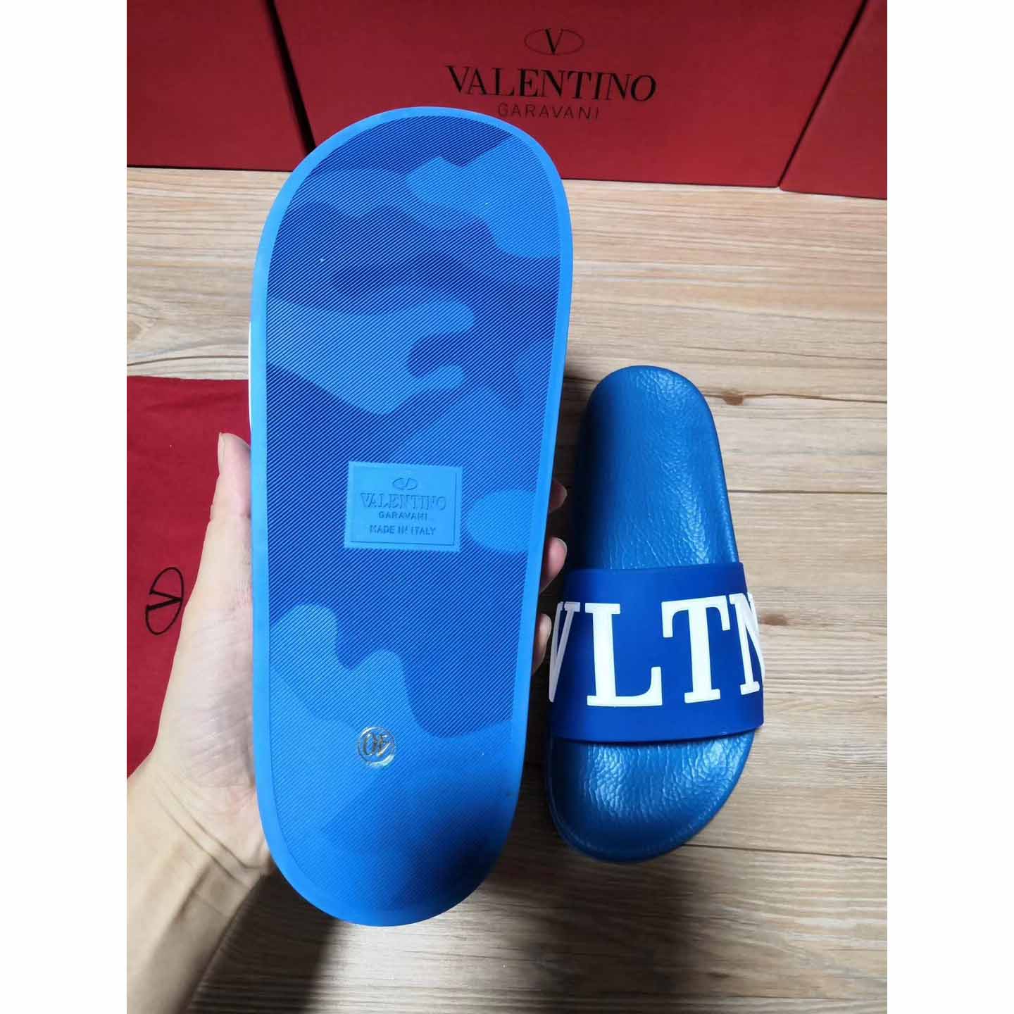 Valenti VLTN Slides - FashionPlug