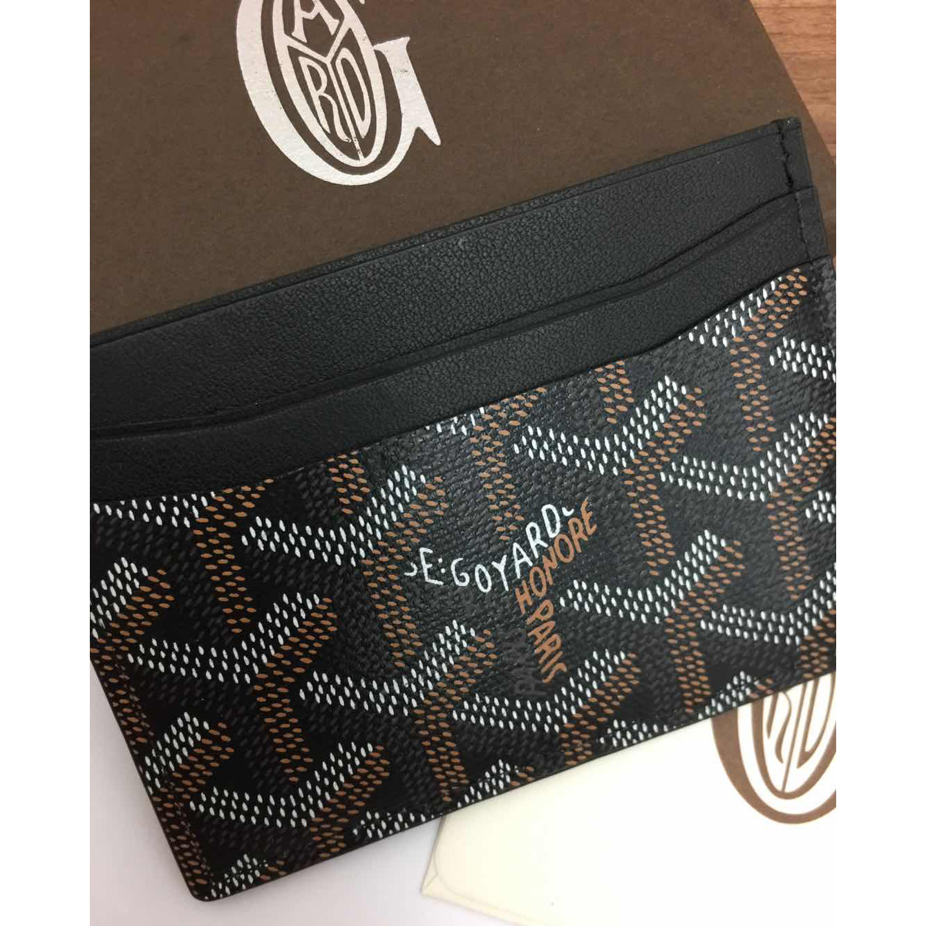 Goyard Card Holder  - FashionPlug