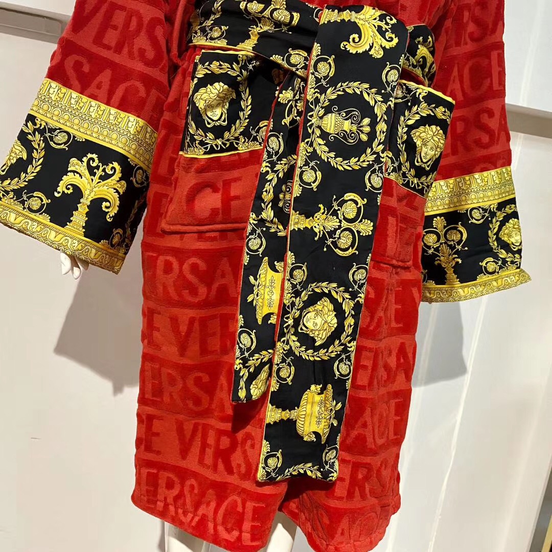 Versace Baroque Logo Jacquard Red Bathrobe - FashionPlug