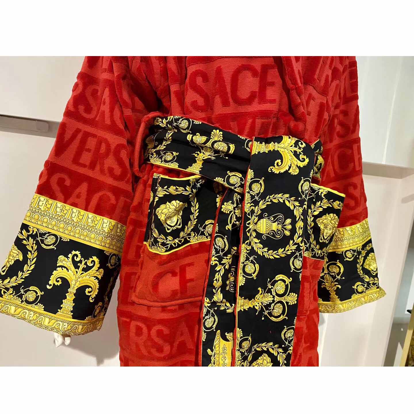 Versace Baroque Logo Jacquard Red Bathrobe - FashionPlug