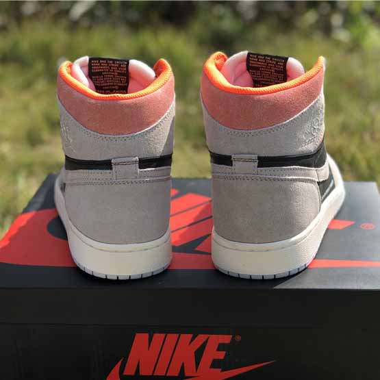 Jordan AJ1 High OG Sneakers - FashionPlug
