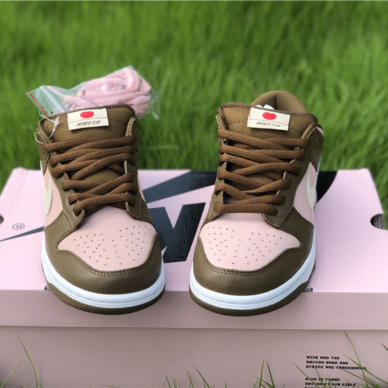 Nike Dunk Low Pro SB Stussy - FashionPlug