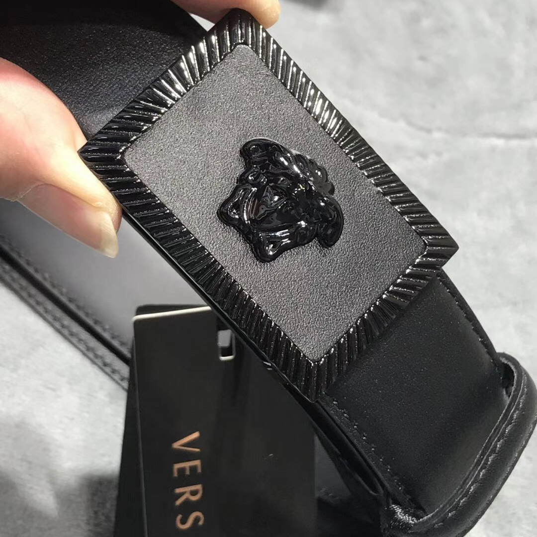 Versace Medusa Head Leather Belt - FashionPlug