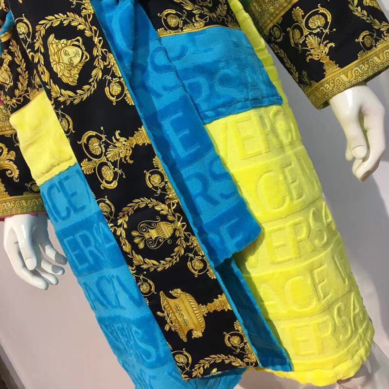 Versace I Love Baroque Bathrobe Multicolour - FashionPlug