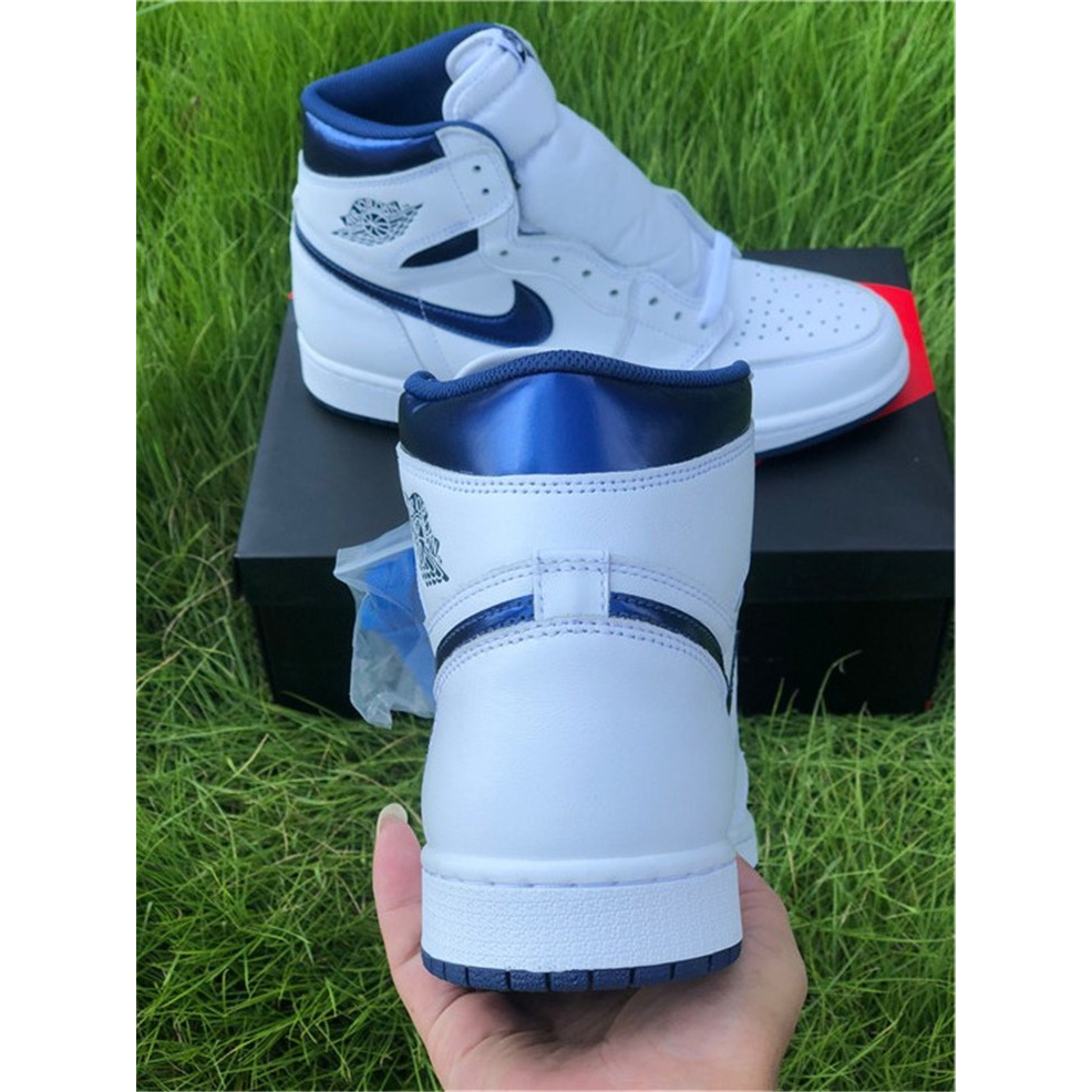 Air Jordan 1 OG Metallic Navy - FashionPlug