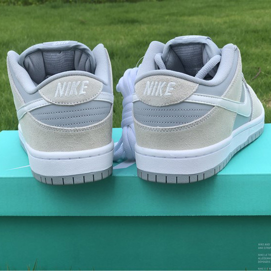 Nike Sb Dunk Low Trd White Summit Wolf Grey AR0778-110 - FashionPlug
