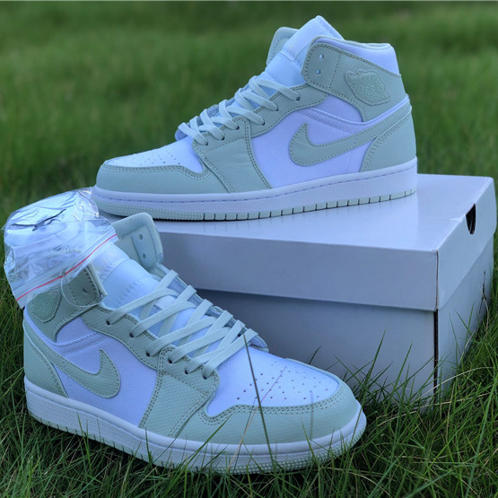 Jordan AJ1 Mid WMNS Spruce Aura CV5280-103 - FashionPlug