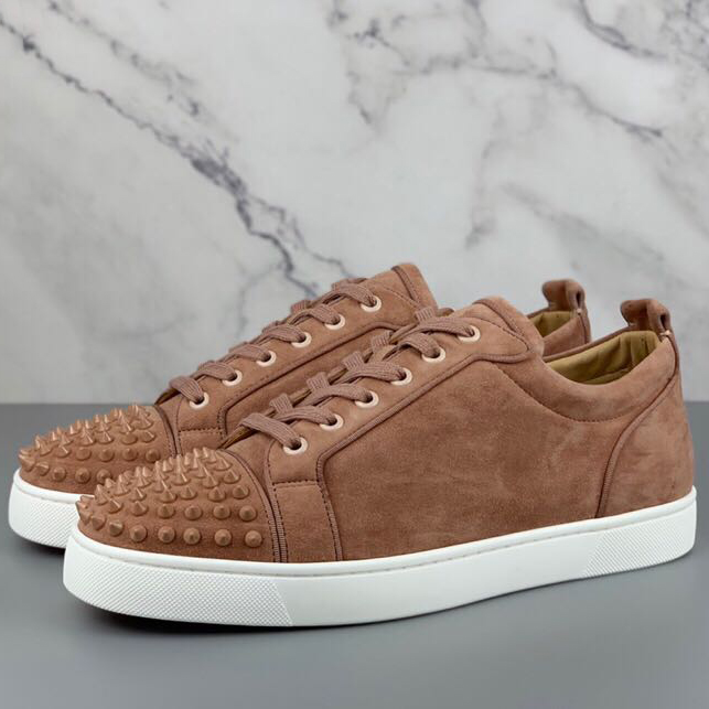 Christian Louboutin Sneaker - FashionPlug