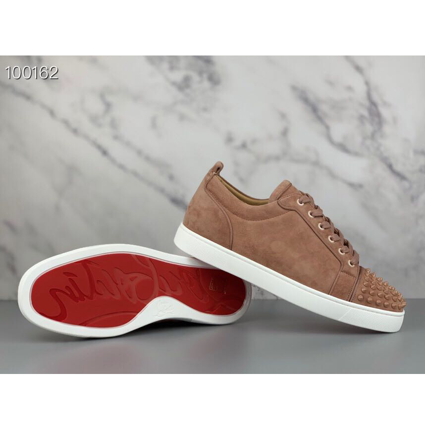Christian Louboutin Sneaker - FashionPlug