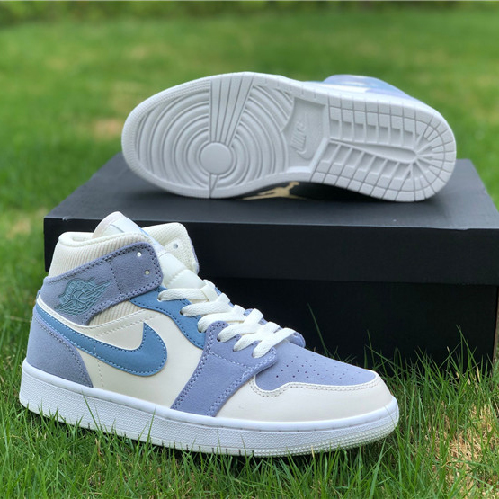 Jordan AJ1 Mid DA4666-100  - FashionPlug