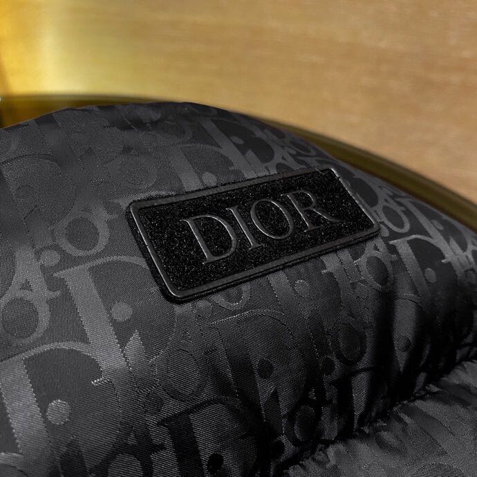 Dior Oblique Sleeveless Down Jacket In Blue - FashionPlug