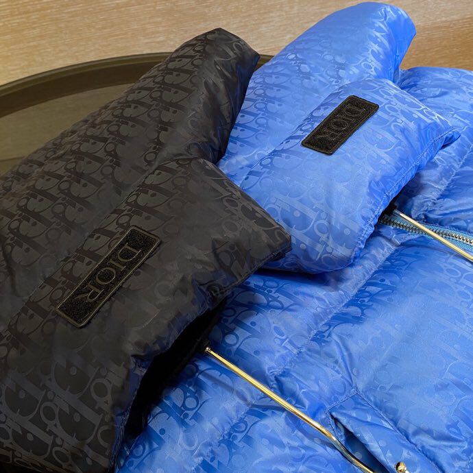 Dior Oblique Sleeveless Down Jacket In Blue - FashionPlug