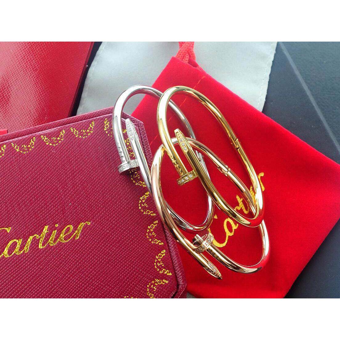 Cartier Bracelet - FashionPlug