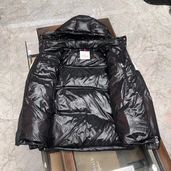 Moncler Logo Patch Padded Jacket - FashionPlug