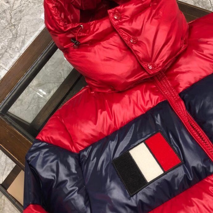 Moncler Logo Patch Padded Jacket - FashionPlug