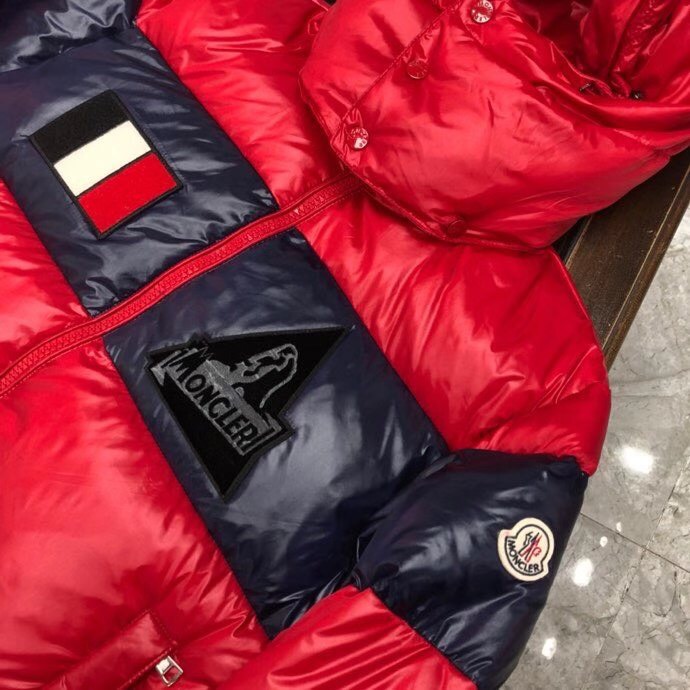 Moncler Logo Patch Padded Jacket - FashionPlug