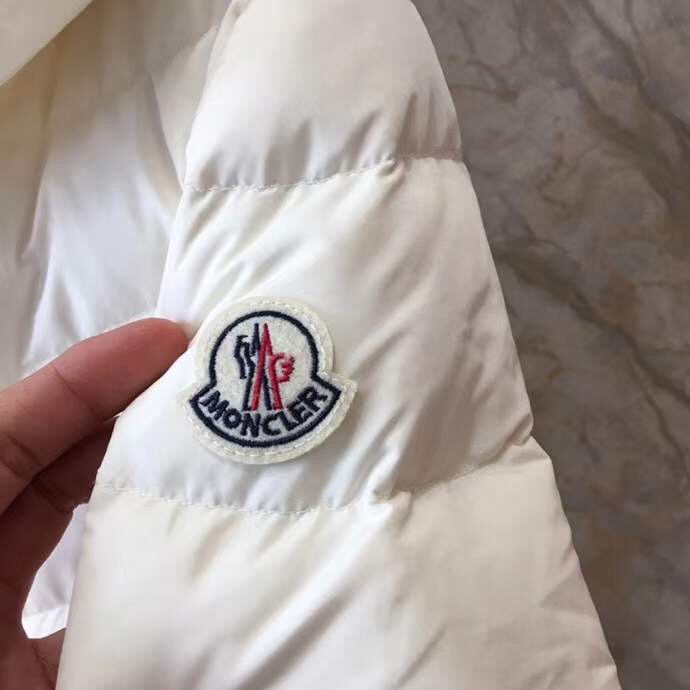 Moncler Quilted Zipped Padded Jacket - FashionPlug