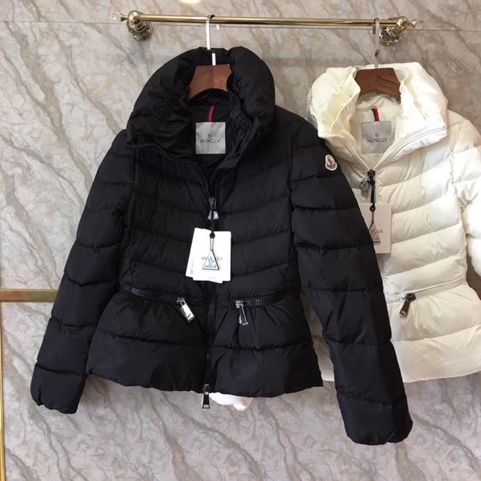 Moncler Quilted Zipped Padded Jacket - FashionPlug