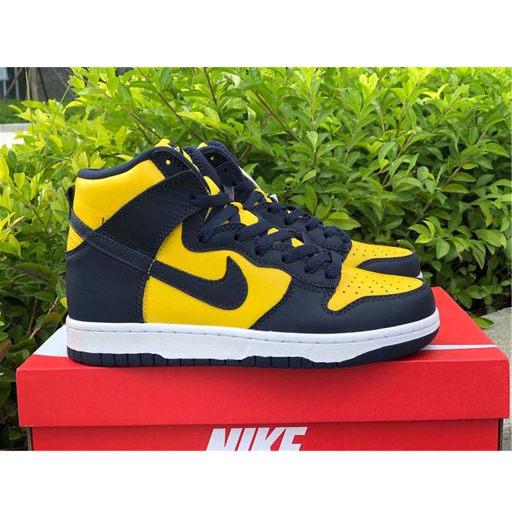 Nike Dunk High 'Michigan' CZ8149-700  - FashionPlug