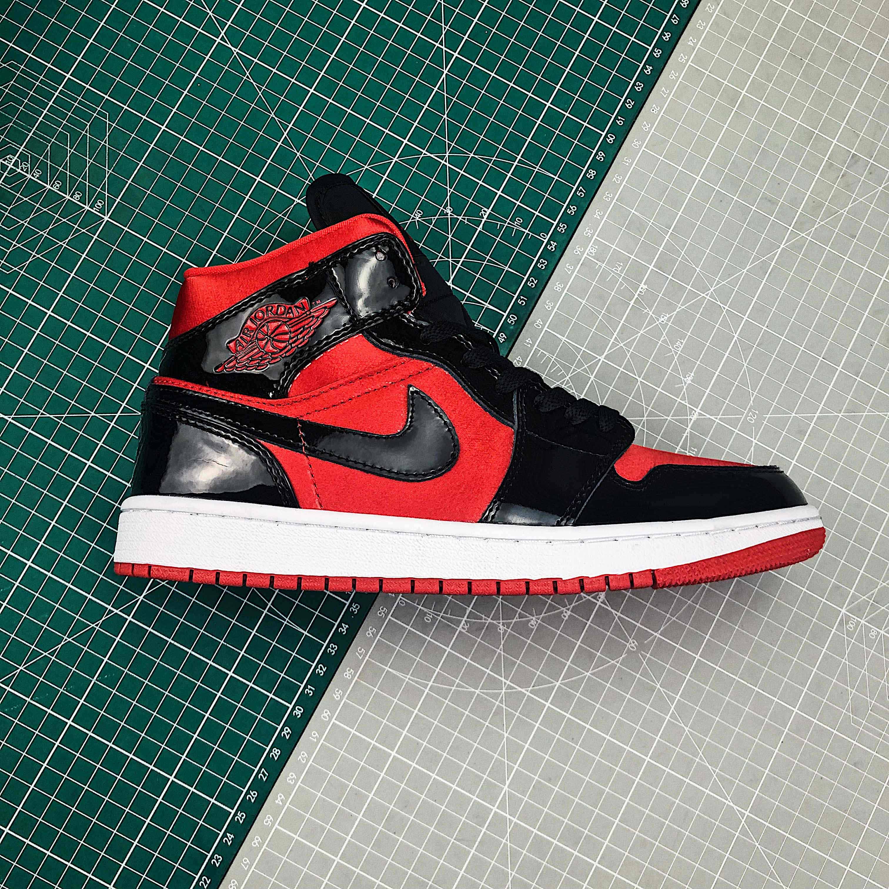 Jordan Air 1 Mid Black/Hot Punch BQ6472-600  - FashionPlug