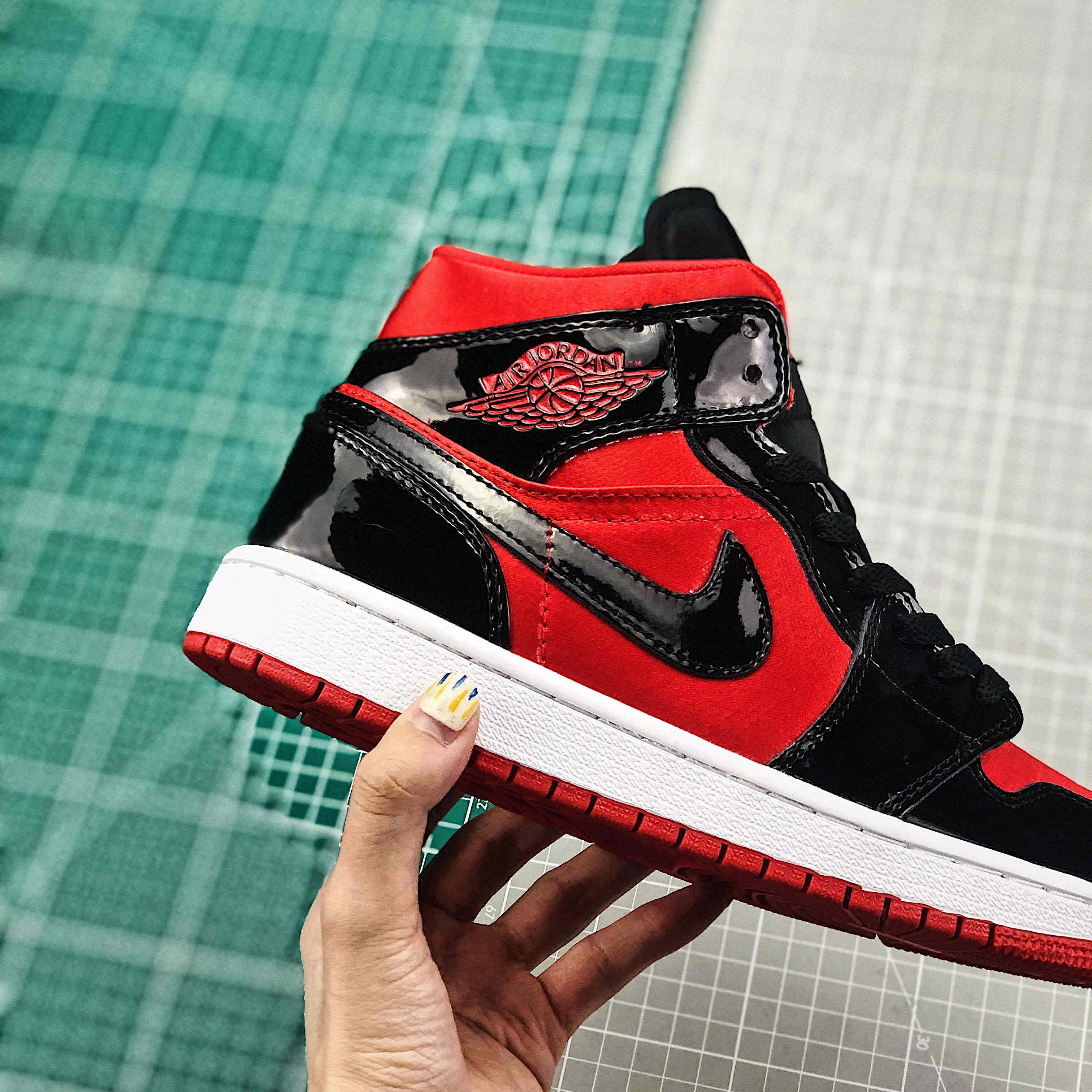 Jordan Air 1 Mid Black/Hot Punch BQ6472-600  - FashionPlug