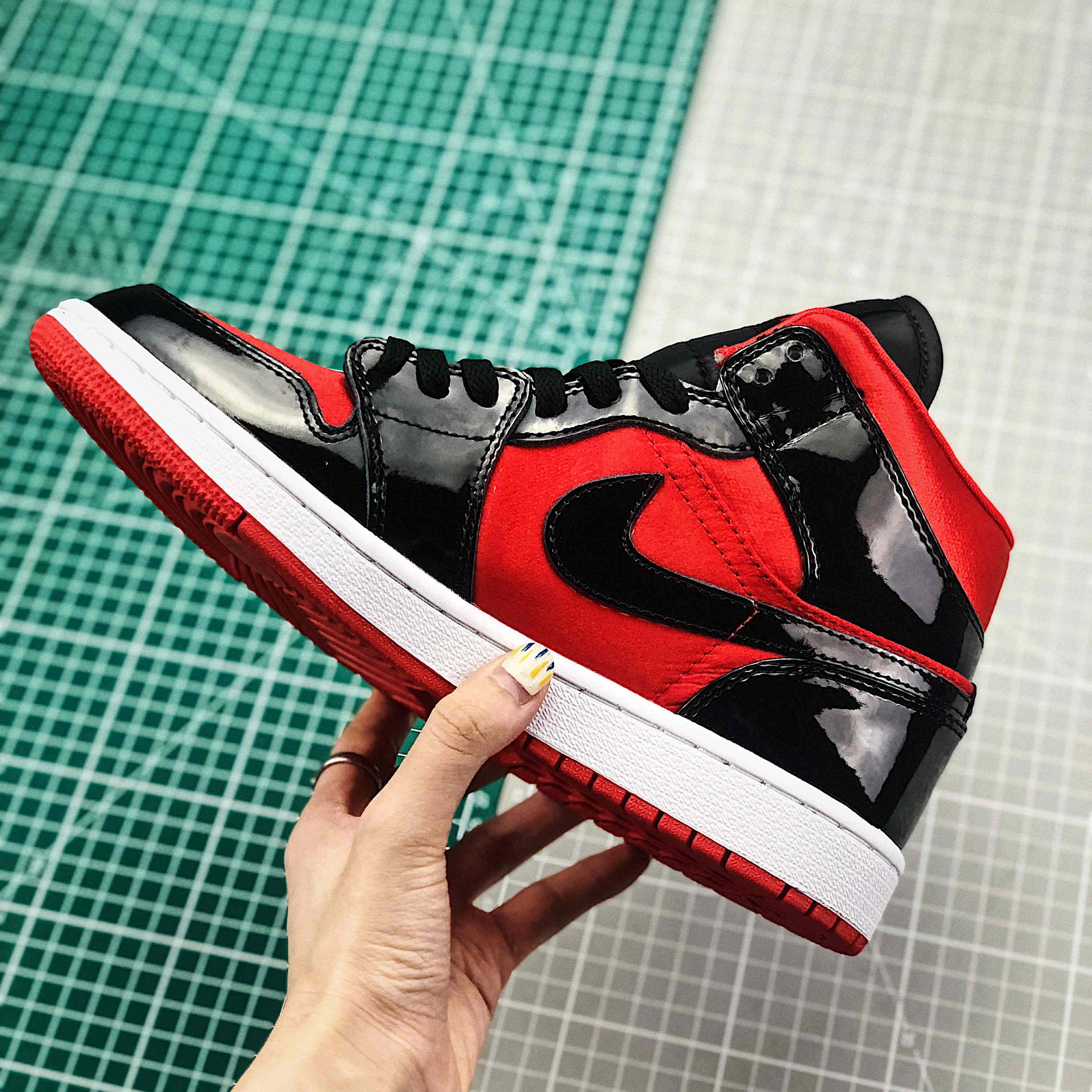 Jordan Air 1 Mid Black/Hot Punch BQ6472-600  - FashionPlug