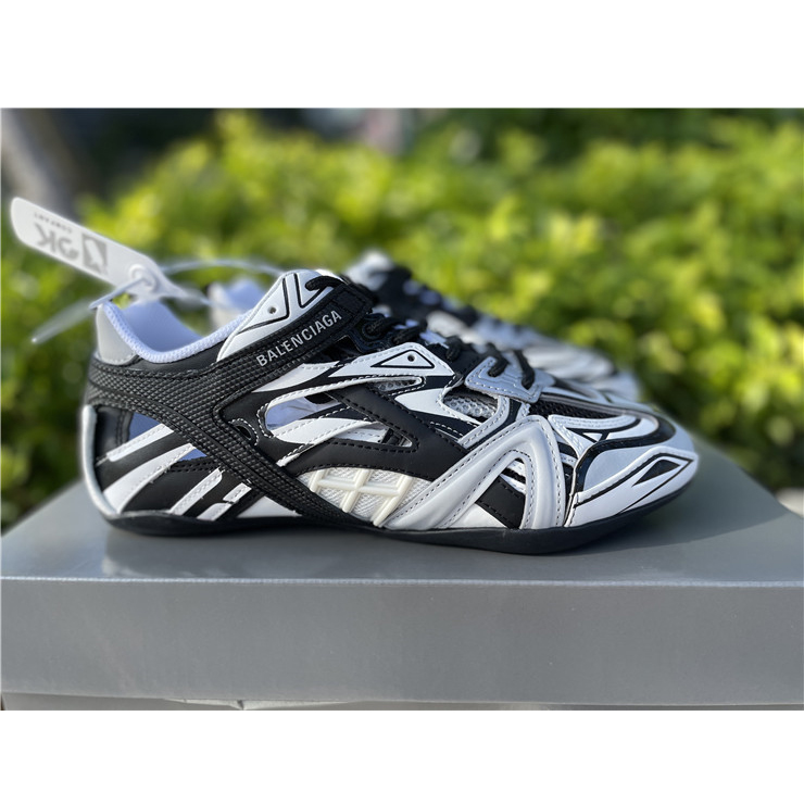 Balenciaga Drive Panelled Sneakers - FashionPlug