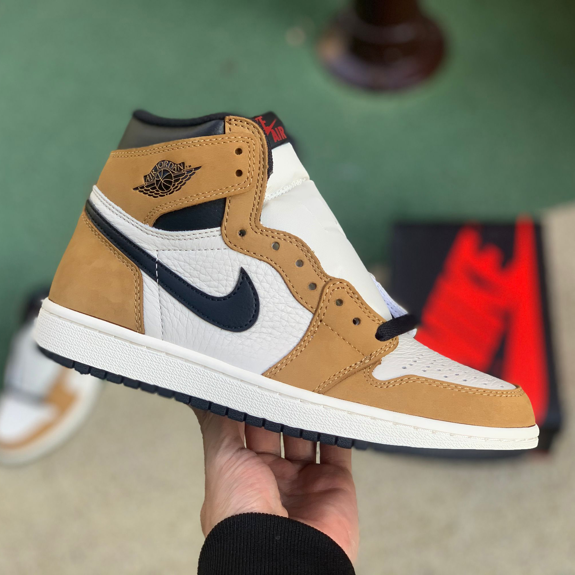 Jordan  Air 1 Retro High OG Roy 555088-700 - FashionPlug