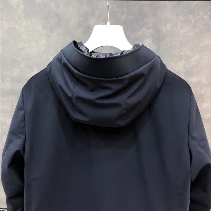 Moncler Hooded Lightweight Down Jacket - FashionPlug