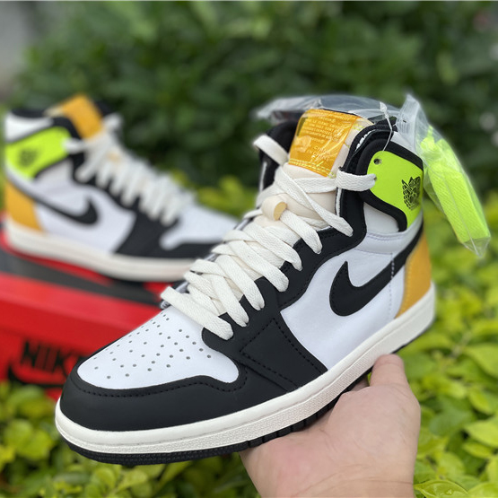 Jordan Air 1 High OG Volt Gold Sail 555088-118 - FashionPlug