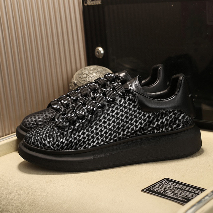Alexander Mqueen Low Top Sneakers Black - FashionPlug