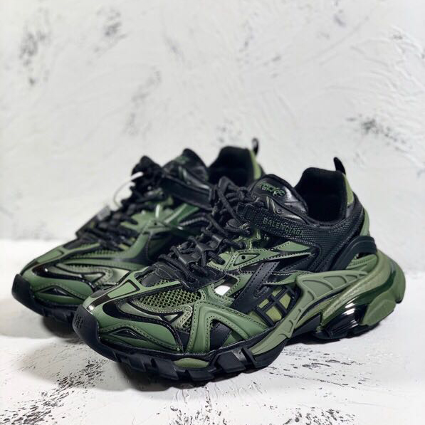 Balenciaga Track.2 Sneakers - FashionPlug