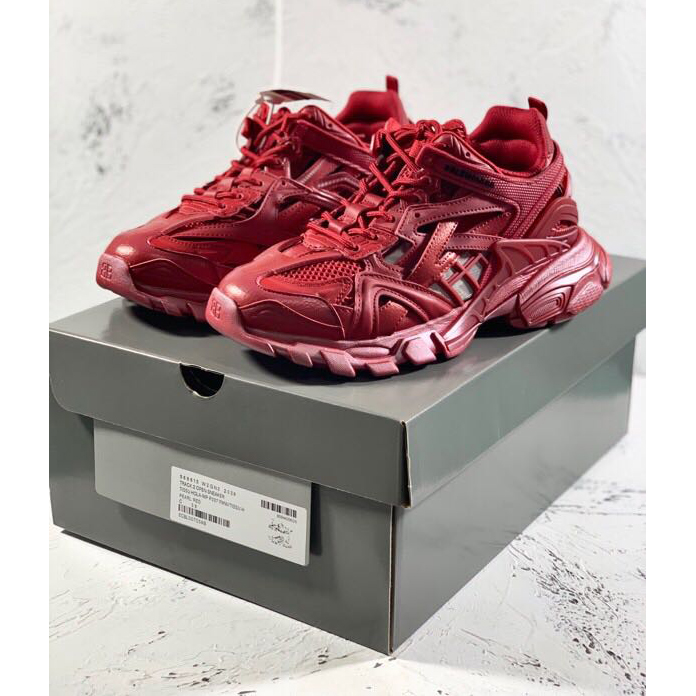 Balenciaga Track.2 Sneakers - FashionPlug
