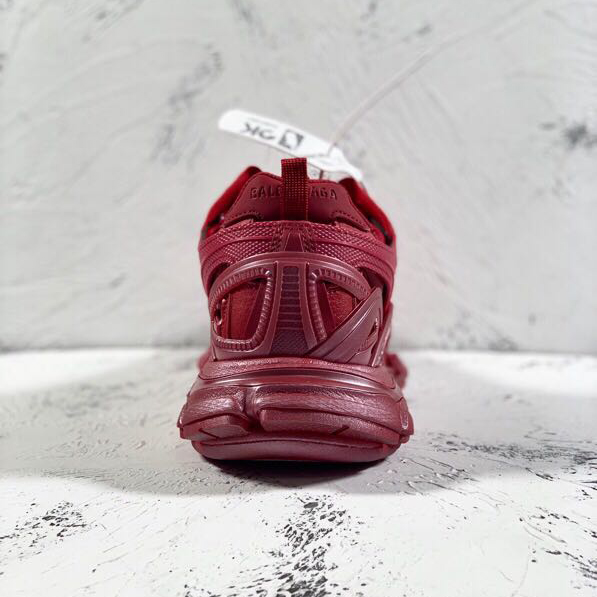 Balenciaga Track.2 Sneakers - FashionPlug