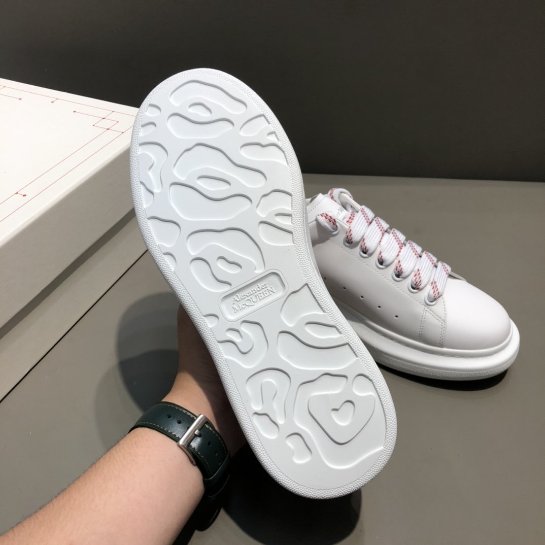 Alexander Mqueen Low-Top Air Platform Leather Sneakers    - FashionPlug