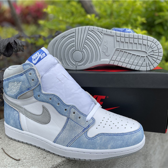 Jordan Air 1 High OG “Hyper Royal” 555088-402 - FashionPlug