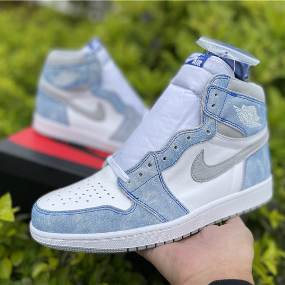 Jordan Air 1 High OG “Hyper Royal” 555088-402 - FashionPlug