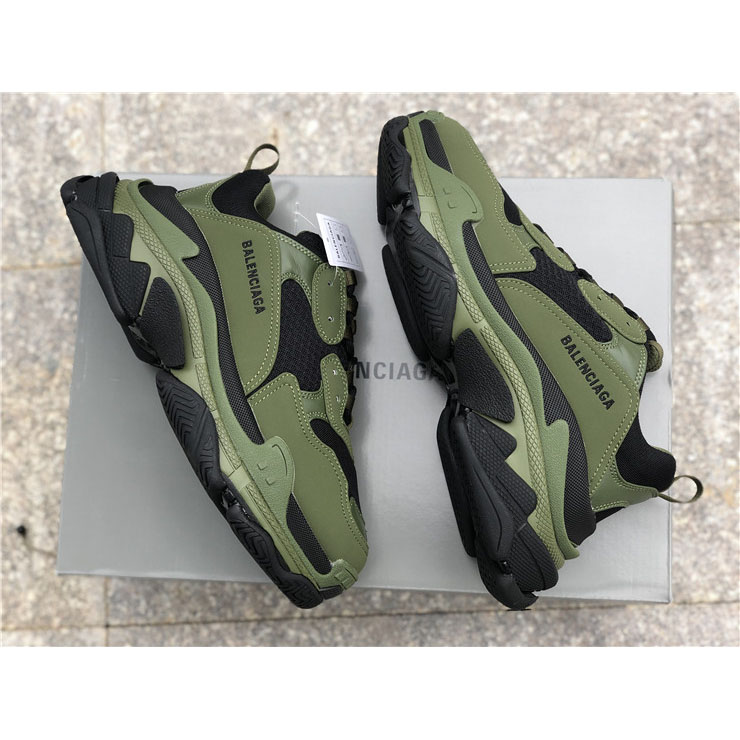 Balenciaga Triple S Trainer - FashionPlug