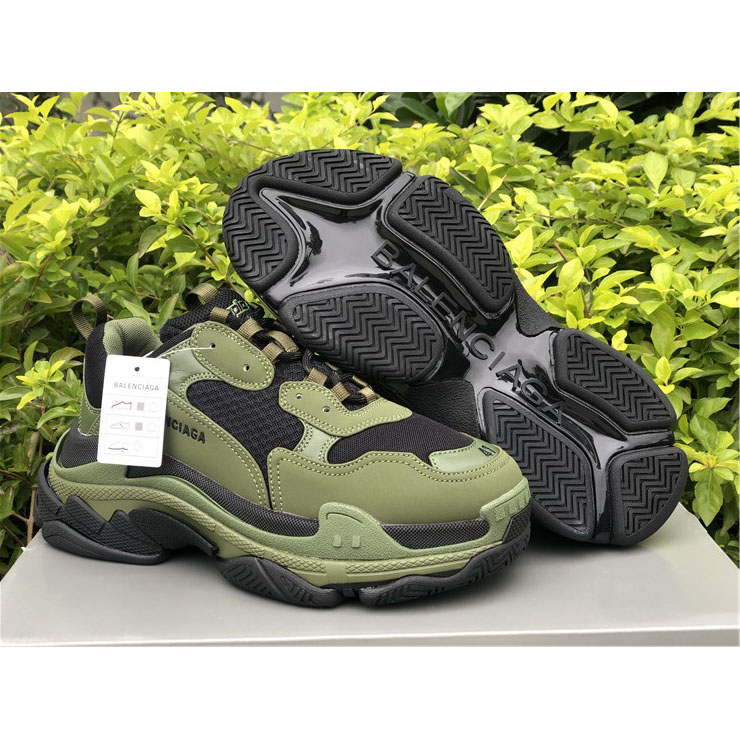 Balenciaga Triple S Trainer - FashionPlug