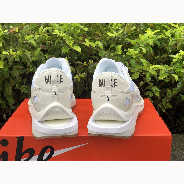 Sacai X Nike Pegasus VaporFly SP - FashionPlug